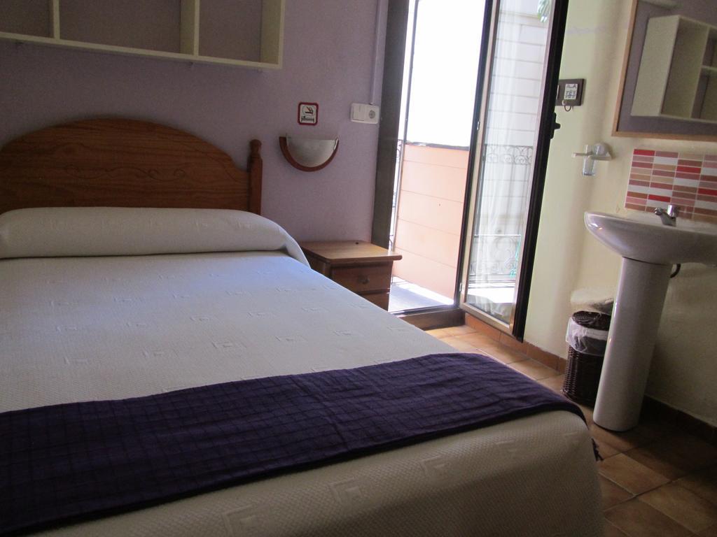 Pension Alamar Barcellona Esterno foto